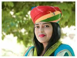 પતિએ પથ્થરથી પત્નીનું માથું કચડી નાખ્યું હતું પત્નીએ જમવાનું ન પીરસતા પતિએ પત્નીને પતાવી દીધી