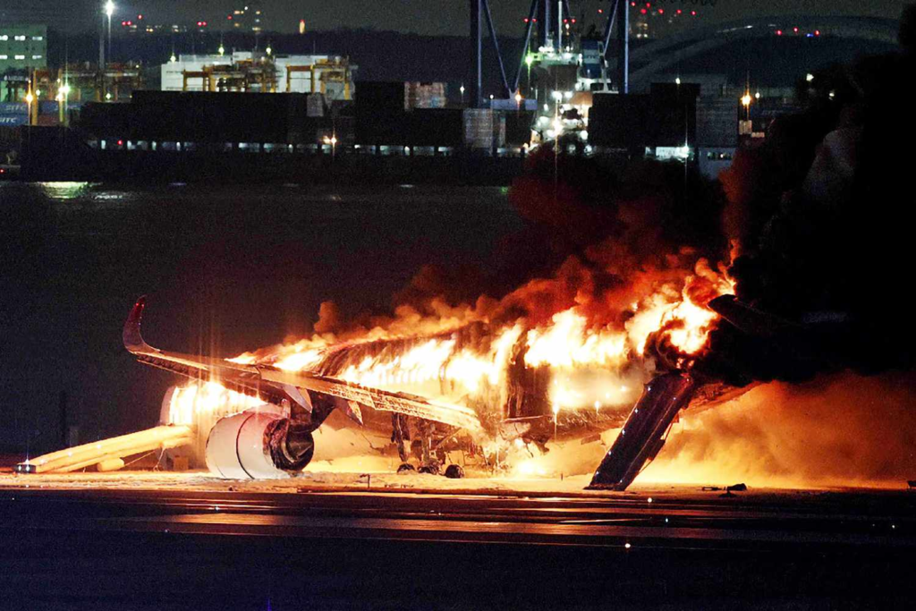 Plane crash in Afghanistan: ભારતના ગયાથી રશિયા જઈ રહેલું ફાલ્કન 10 પ્લેન અફઘાનિસ્તાનમાં ક્રેશ, 4 ક્રૂ મેમ્બર સહિત 6 લાપતા