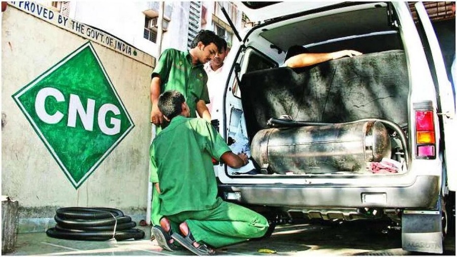 CNG Price:સામાન્ય લોકોને મોંઘવારીનો નવો આંચકો, દિલ્હી સહિત આ શહેરોમાં CNG મોંઘો થયો.