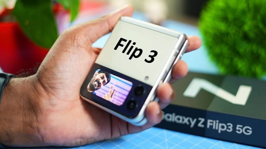 Flip Phone  ખરીદવાની શાનદાર તક! 52% સુધીનું ડિસ્કાઉન્ટ મળી રહ્યું છે.