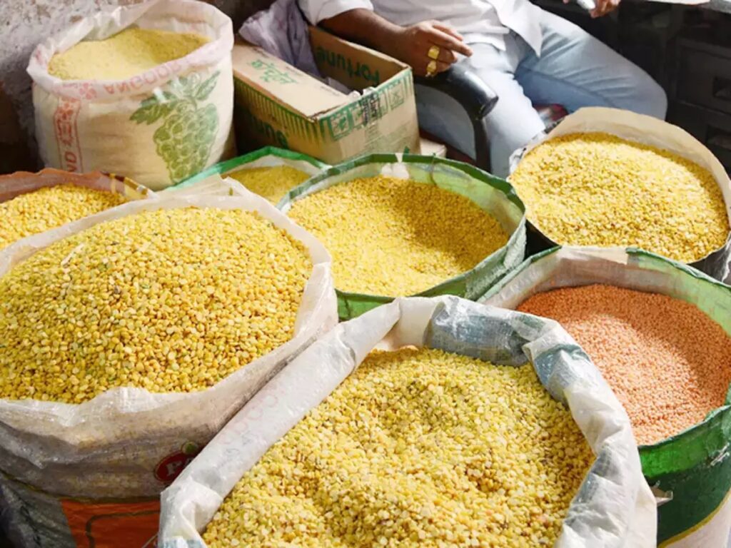 Pulses Prices: કઠોળના વધતા ભાવ વચ્ચે સરકારે સંગ્રહખોરી સામે પગલાં લીધા, સ્ટોક લિમિટ લાદવામાં આવી