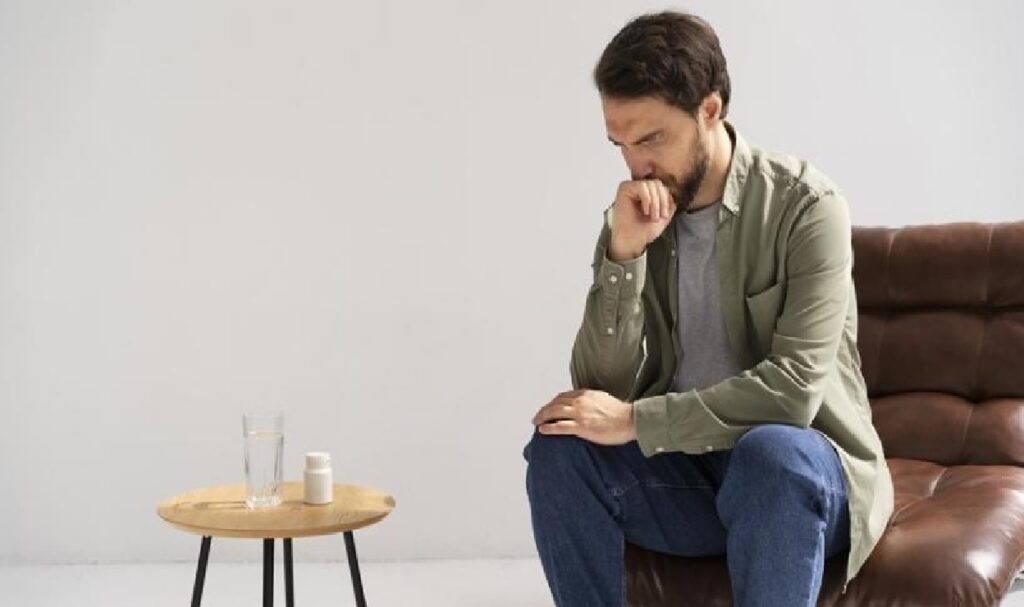 Morning Cough Causes: સવારે ઉઠતાની સાથે જ તમને ખાંસી કેમ આવે છે? જાણો 4 મુખ્ય કારણો