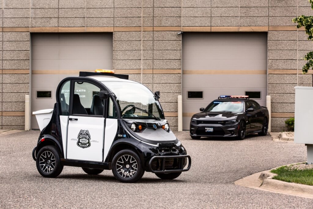 GEM e2 Small Car