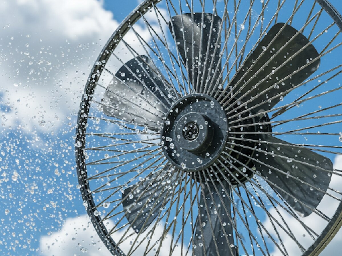 Water Sprinkler Fan
