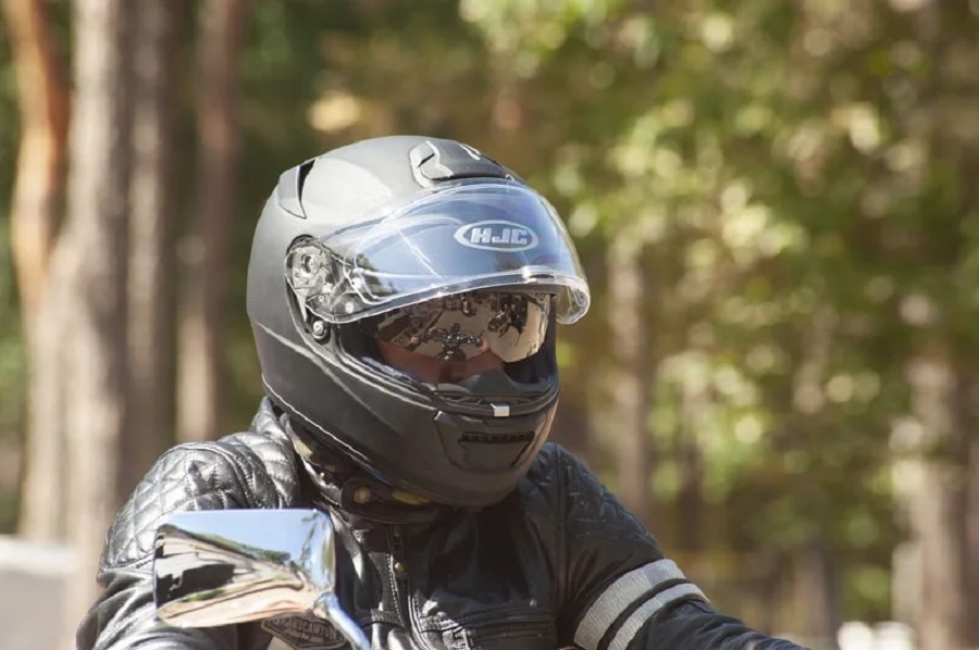 Helmet Tips