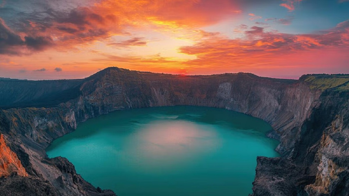 Mysterious Lake