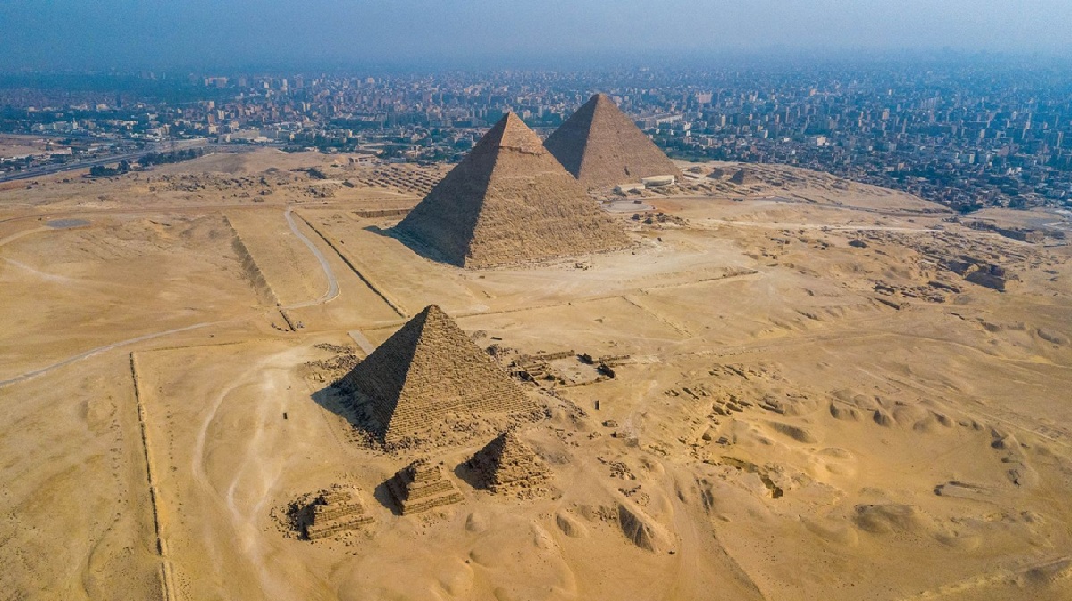 Giza Pyramid Facts