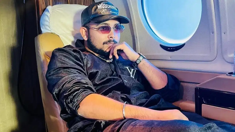Prithvi Shaw leaves Mumbai