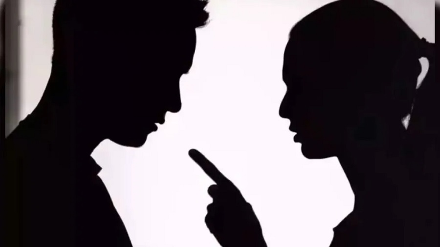 Bhopal woman attacks husband