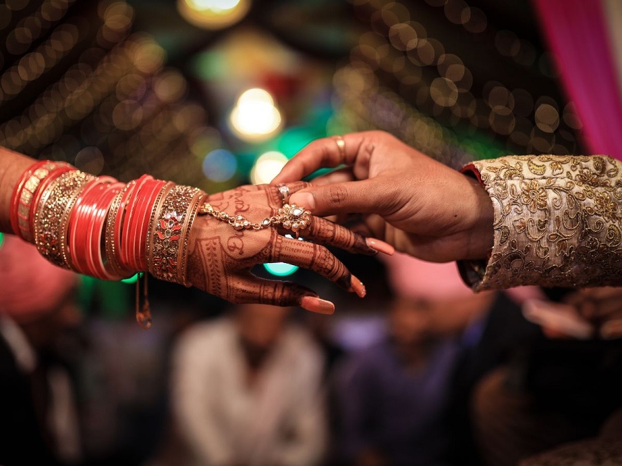 International couple India