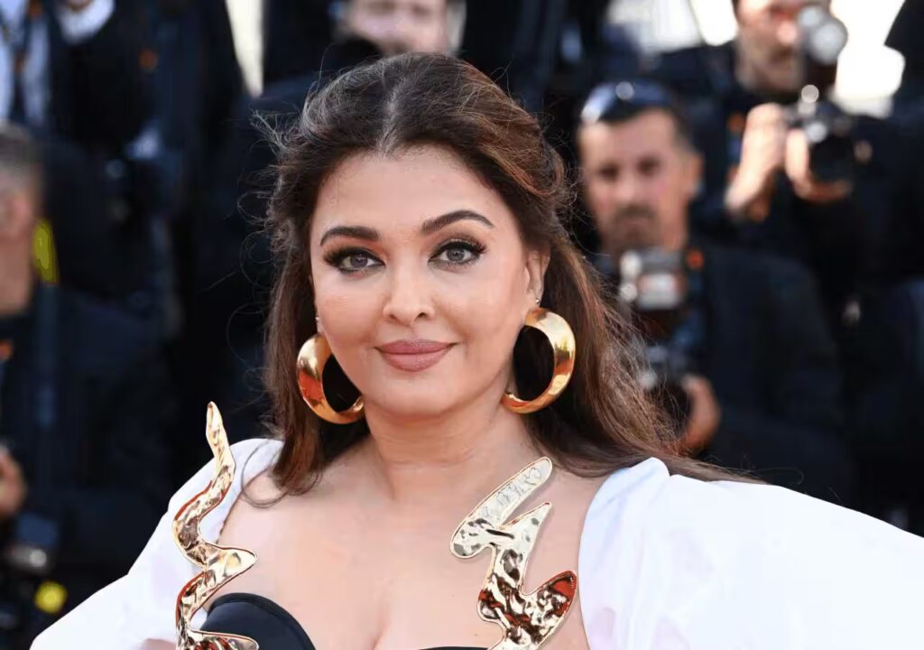 Aishwarya Rai Bachchan વ્યક્તિત્વ અધિકારોના રક્ષણ માટે દિલ્હી હાઈકોર્ટમાં પહોંચ્યા