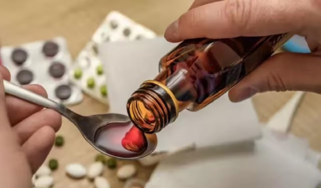 Cough Syrup Controversy: બાળકોના મૃત્યુથી ગભરાટ ફેલાયો, કફની દવામાં ઝેરી રસાયણ મળ્યું