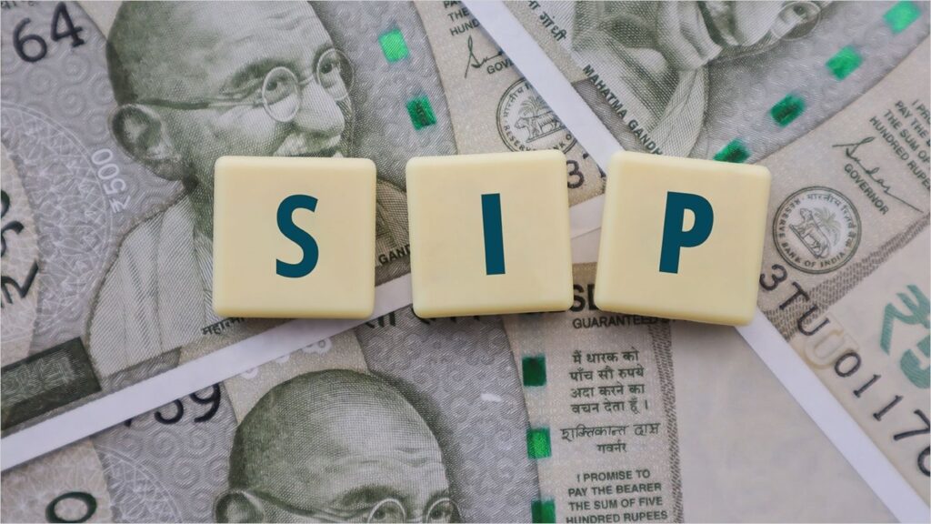 SIP Investment: 10 વર્ષમાં 1 કરોડ રૂપિયાનું ભંડોળ કેવી રીતે બનાવવું